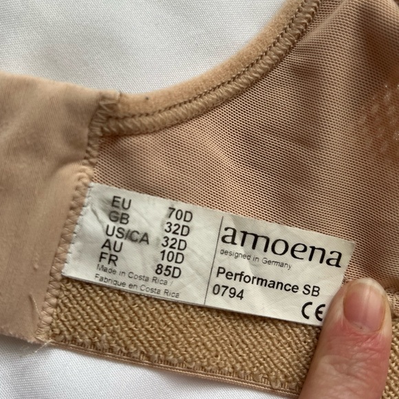 Amoena Performance Sports Bra - Picture 5 of 6